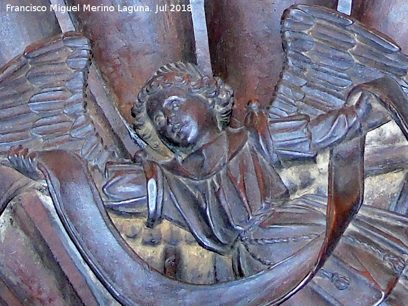 Catedral de Jaén. Coro. Nacimiento de Jesús - Catedral de Jaén. Coro. Nacimiento de Jesús. Ángel de la venera