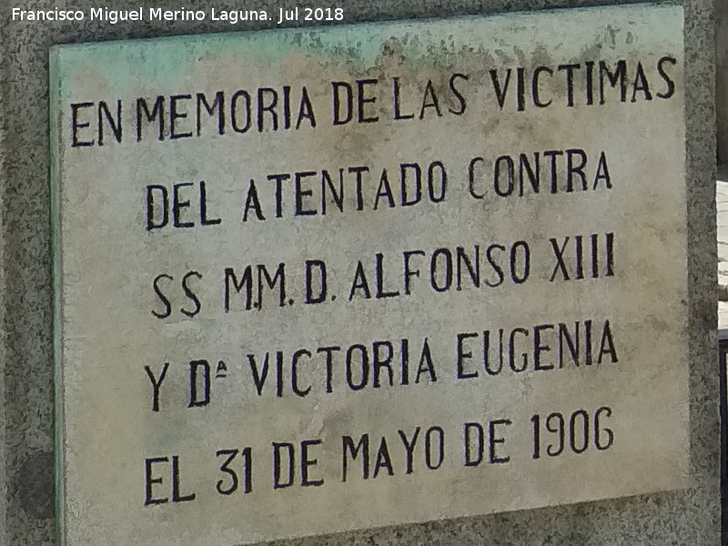 Monumento a las Víctimas del Atentado contra Alfonso XIII - Monumento a las Víctimas del Atentado contra Alfonso XIII. Placa