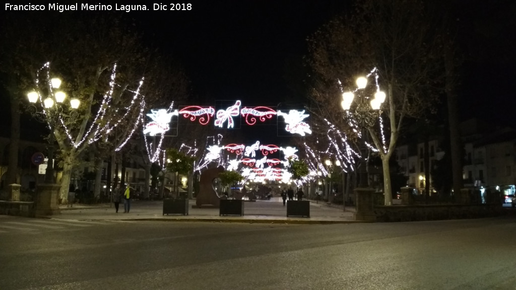 Paseo de la Constitución - Paseo de la Constitución. De noche