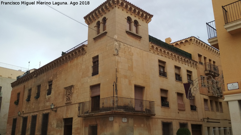 Casa Señorial de la Plaza de Santa María nº 1 - Casa Señorial de la Plaza de Santa María nº 1. 