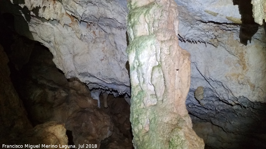 Cueva neolítica de los Corzos - Cueva neolítica de los Corzos. 