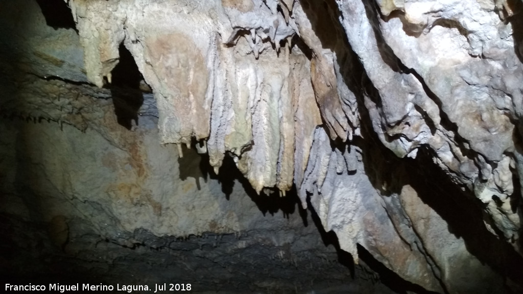 Cueva neolítica de los Corzos - Cueva neolítica de los Corzos. 