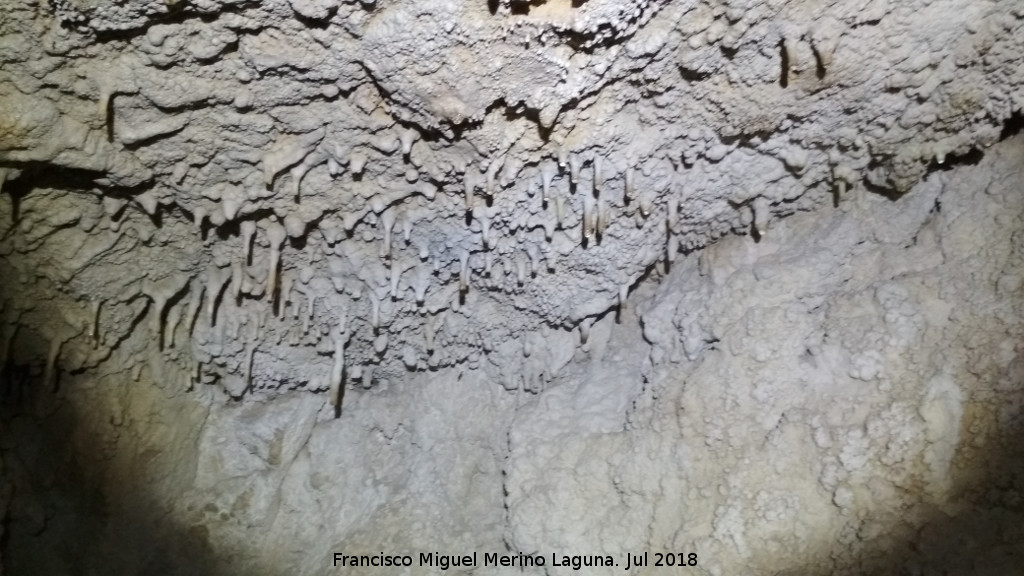Cueva neolítica de los Corzos - Cueva neolítica de los Corzos. 