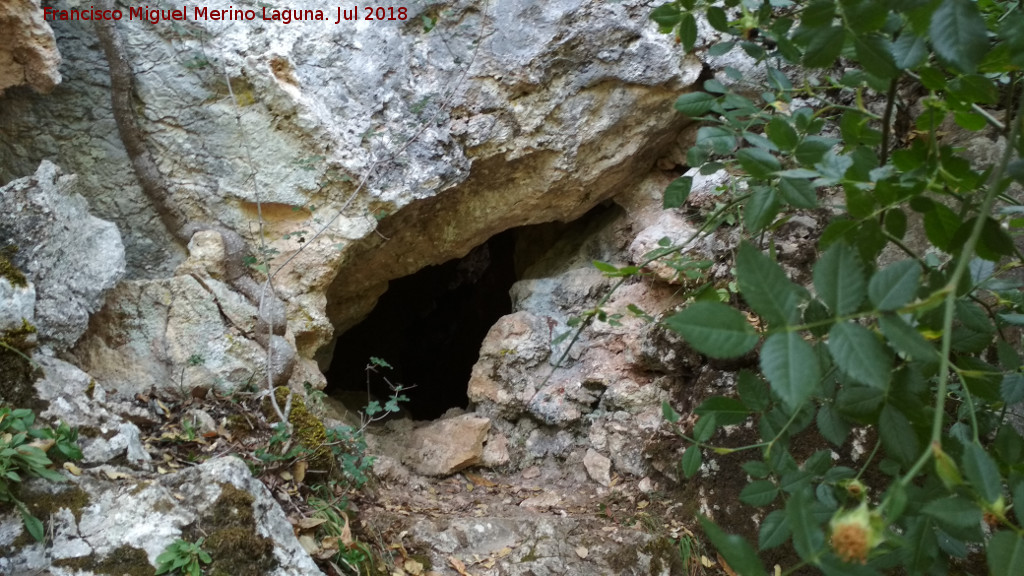 Cueva neolítica de los Corzos - Cueva neolítica de los Corzos. Entrada