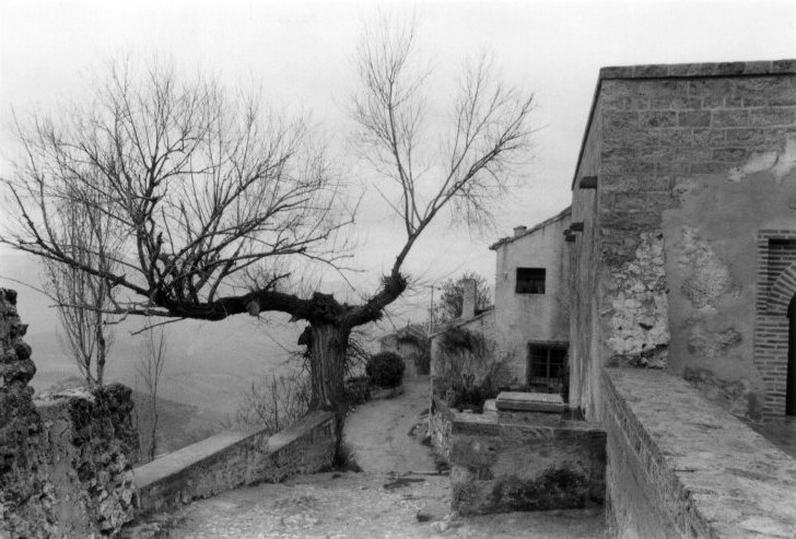Pilar de los Baños Árabes - Pilar de los Baños Árabes. Foto antigua