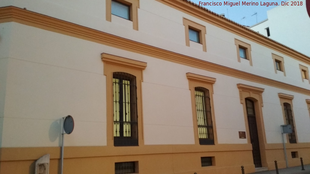 Casa del Médico - Casa del Médico. Lateral