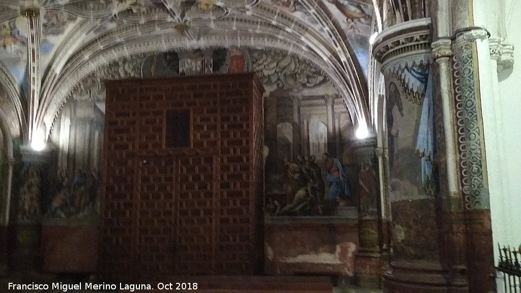 Monasterio de San Jerónimo. Iglesia - Monasterio de San Jerónimo. Iglesia. Puerta