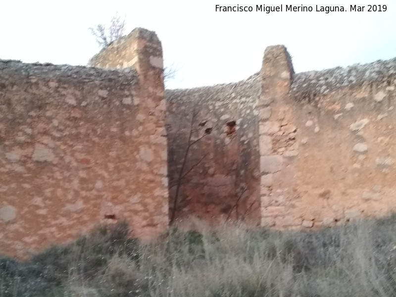Monasterio de Piedra. Muralla Perimetral - Monasterio de Piedra. Muralla Perimetral. Torreón circular a intramuros