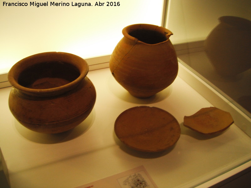 Tumba ibérica 5/066 - Tumba ibérica 5/066. Ajuar. Museo Provincial de Jaén
