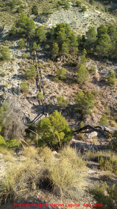Fábrica de Luz del Barranco de la Canal - Fábrica de Luz del Barranco de la Canal. Tuberías del canal