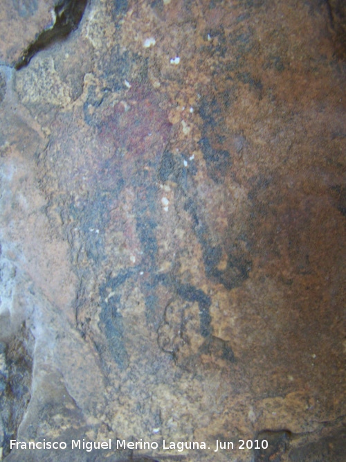 Pinturas rupestres de la Cueva de los Soles Abside II - Pinturas rupestres de la Cueva de los Soles Abside II. Antropomorfo de la izquierda