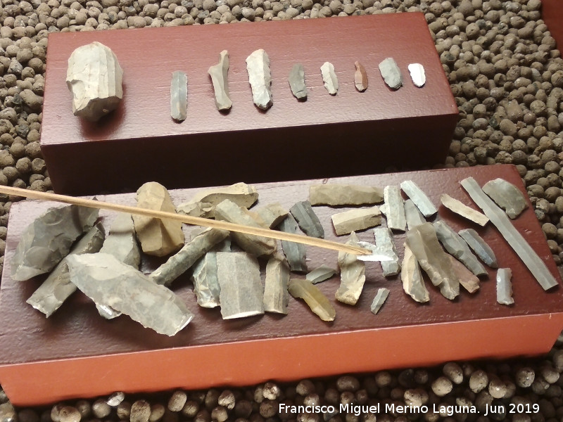 Yacimientos de Talleres de Sílex - Yacimientos de Talleres de Sílex. Centro de Interpretación de la Prehistoria de Ardales