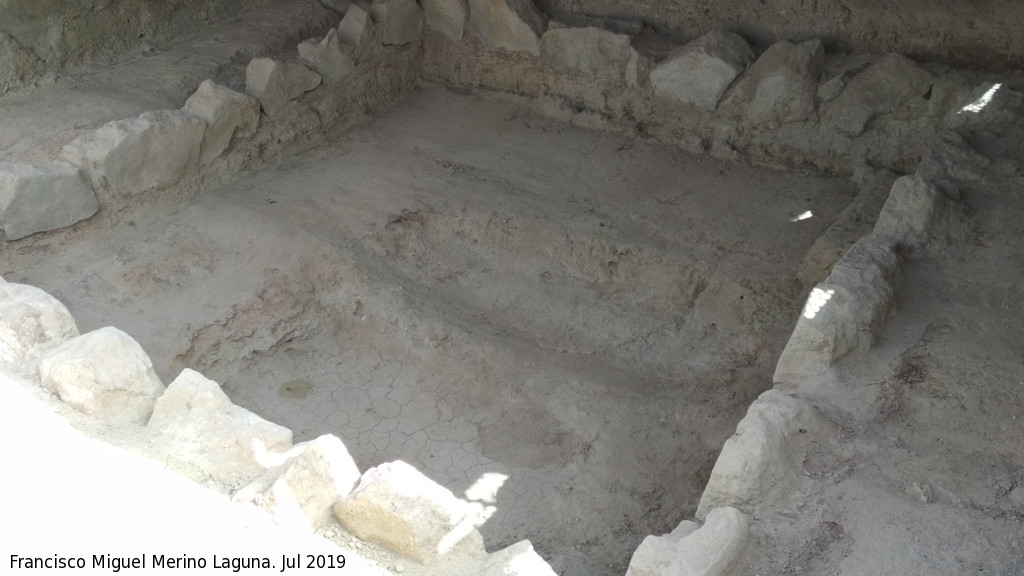 Necrópolis del Cerro del Santuario. Tumba 176 - Necrópolis del Cerro del Santuario. Tumba 176. 