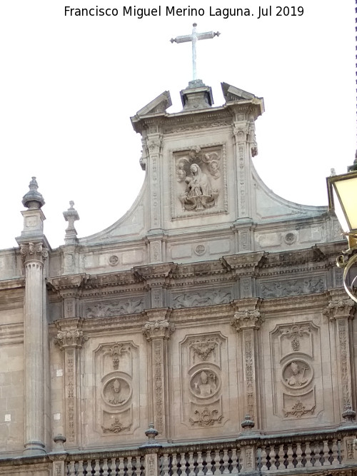 Catedral de Santa Mara. Puerta de las Cadenas - Catedral de Santa Mara. Puerta de las Cadenas. Parte barroca