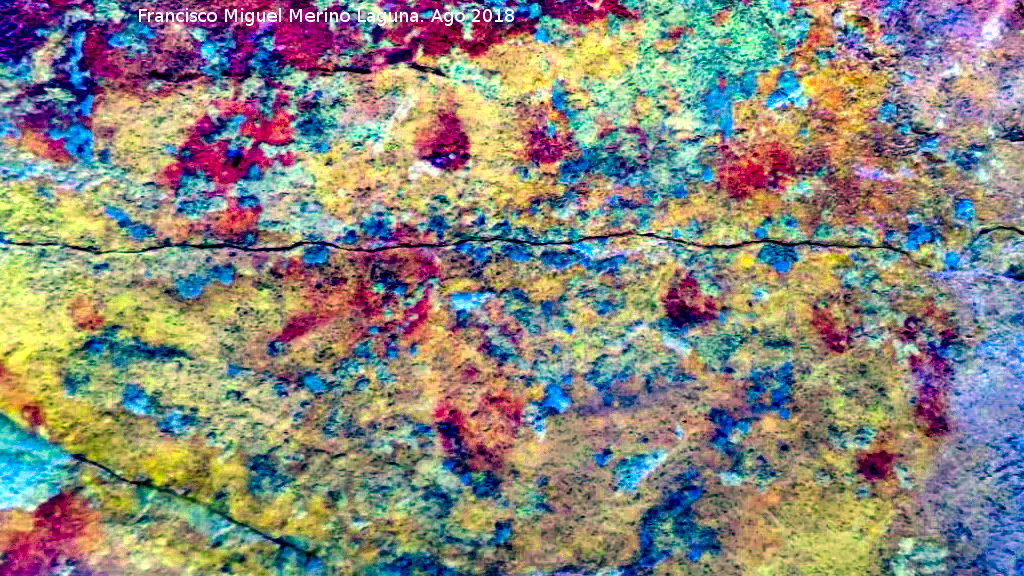 Pinturas rupestres de la Raspa de Piedra Redonda III - Pinturas rupestres de la Raspa de Piedra Redonda III. Tratada con Dstretch