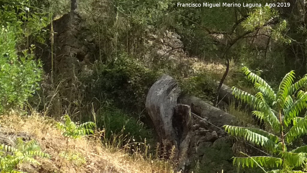 Molino de Arriba - Molino de Arriba. Tuberías