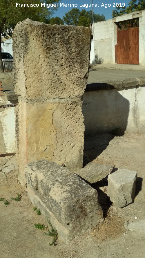 Piezas Arqueológicas de la Agrupación de Santo Tomé - Piezas Arqueológicas de la Agrupación de Santo Tomé. Sillares