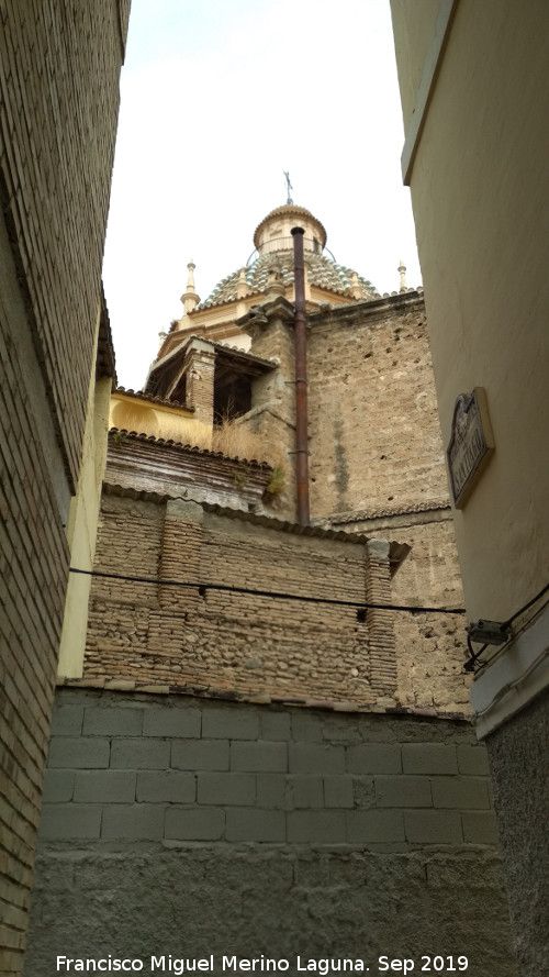 Calle Comendadoras de Santiago - Calle Comendadoras de Santiago. Cúpula de Santo Domingo