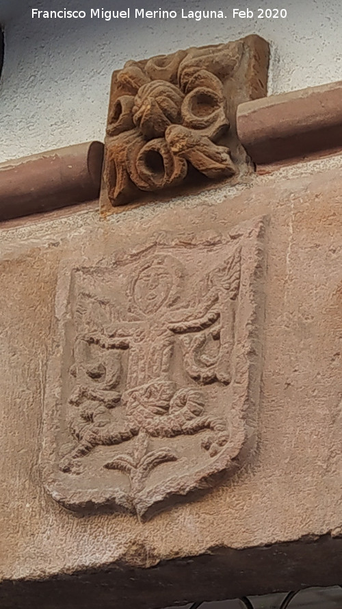 Casa de la Calle Crist�bal Col�n n� 3 - Casa de la Calle Crist�bal Col�n n� 3. Escudo central