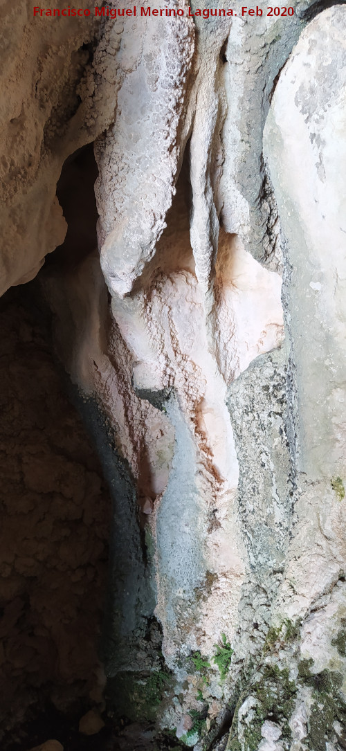 Cueva de la Cara - Cueva de la Cara. Formaciones
