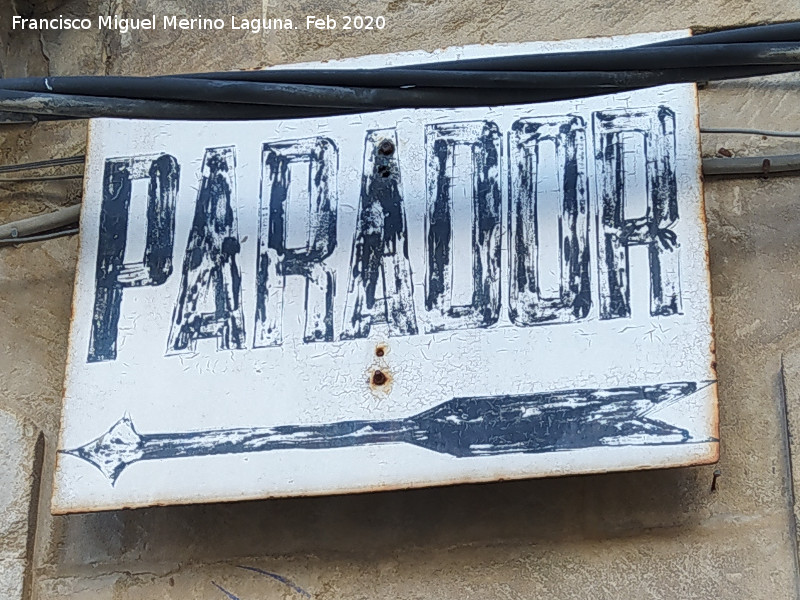 Casa de la Plaza 1� de Mayo n� 39 - Casa de la Plaza 1� de Mayo n� 39. Antiguo cartel