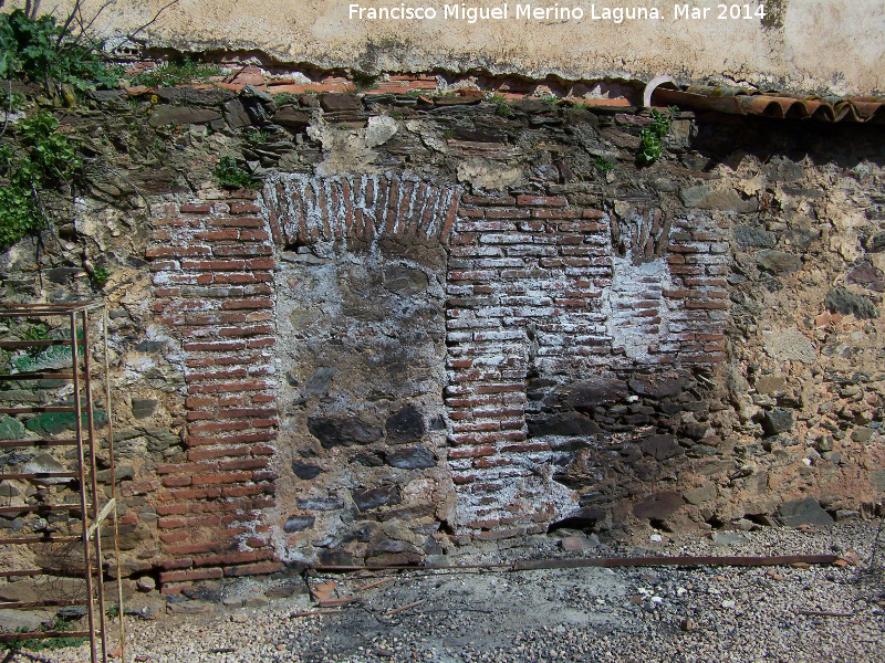 Monasterio Casería de Don Bernardo - Monasterio Casería de Don Bernardo. Puerta cegada de las caballerías