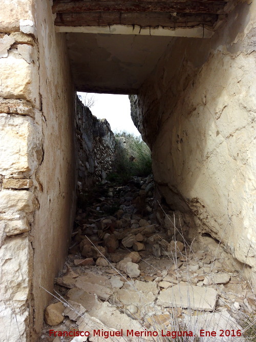 Castillo de Nínchez - Castillo de Nínchez. Acceso al castillo