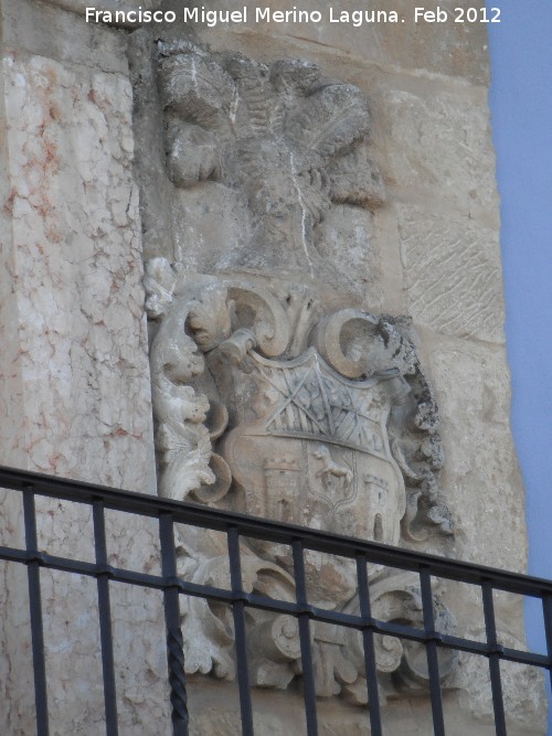Casa de Martinón - Casa de Martinón. Escudo derecho