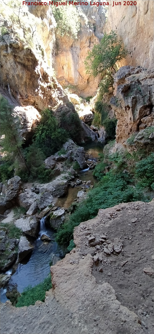 Arroyo de las Grajas - Arroyo de las Grajas. Desde la Cueva de las Grajas