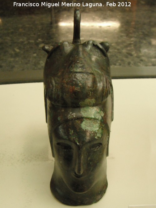 Cámara funeraria del Príncipe Íbero de Arjona - Cámara funeraria del Príncipe Íbero de Arjona. Pasariendas del carro siglo I a.C. Museo Provincial de Jaén