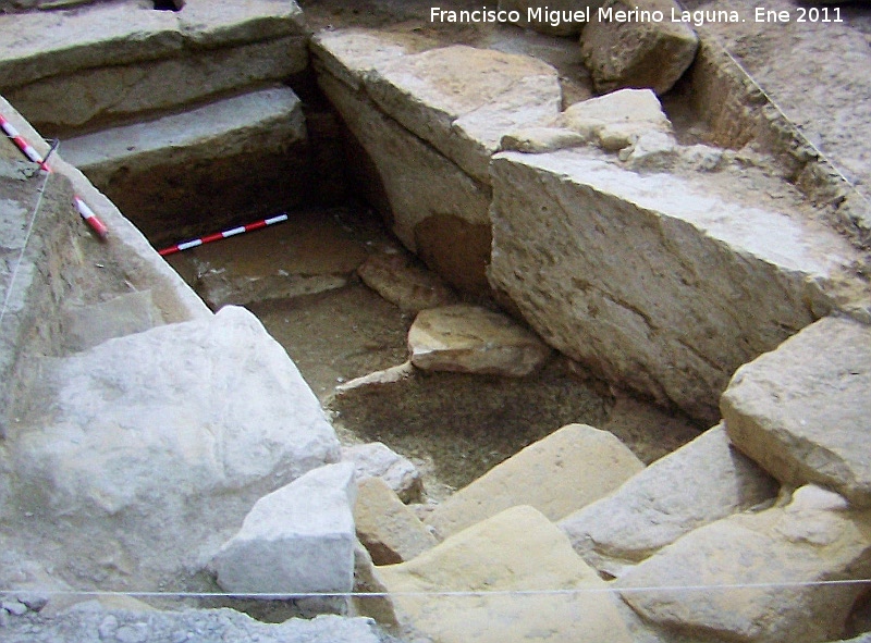 Cámara funeraria del Príncipe Íbero de Arjona - Cámara funeraria del Príncipe Íbero de Arjona. Cámara funeraria excavación