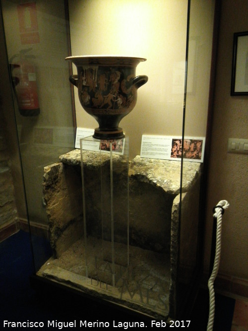 Necrópolis ibérica de Piquia - Necrópolis ibérica de Piquia. Museo Arqueológico Ciudad de Arjona