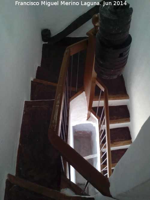 Pósito - Pósito. Escaleras de madera