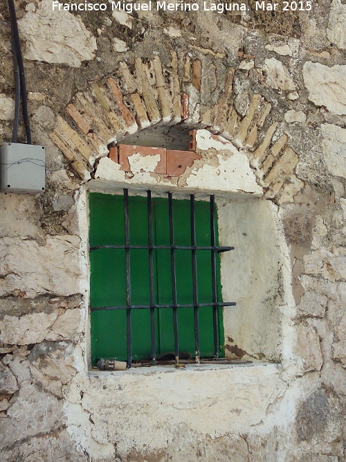 Casería del Conde - Casería del Conde. Arco de ventana