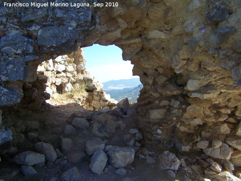 Castillo de la Pea. Torren Circular Noreste - Castillo de la Pea. Torren Circular Noreste. Entrada