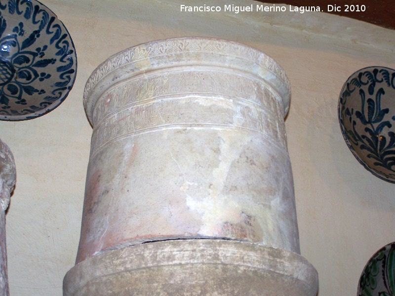 Sinagoga del Agua - Sinagoga del Agua. Brocal con la Mano de Fátima
