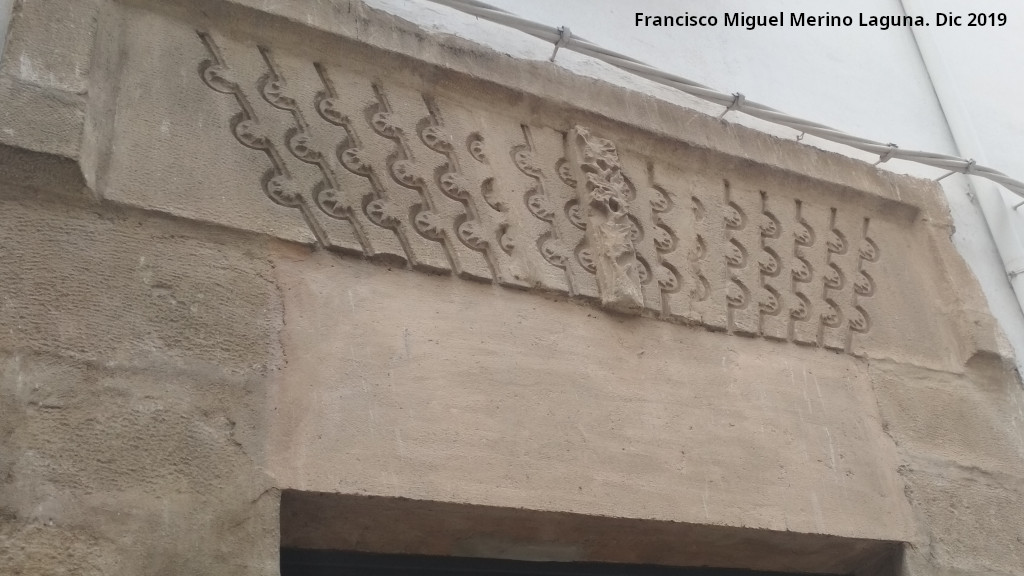 Dintel - Dintel. Calle Alcal� - Baeza