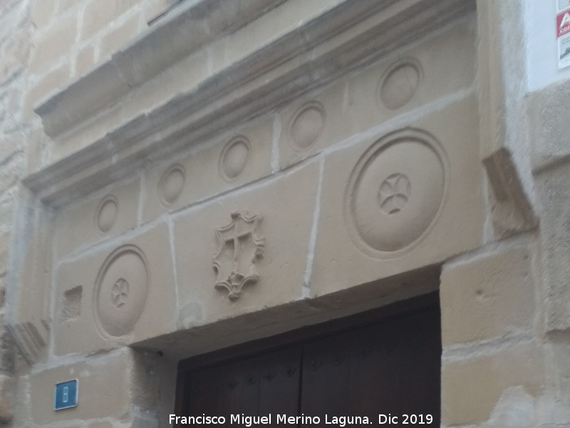 Dintel - Dintel. Calle La Cruz - Baeza