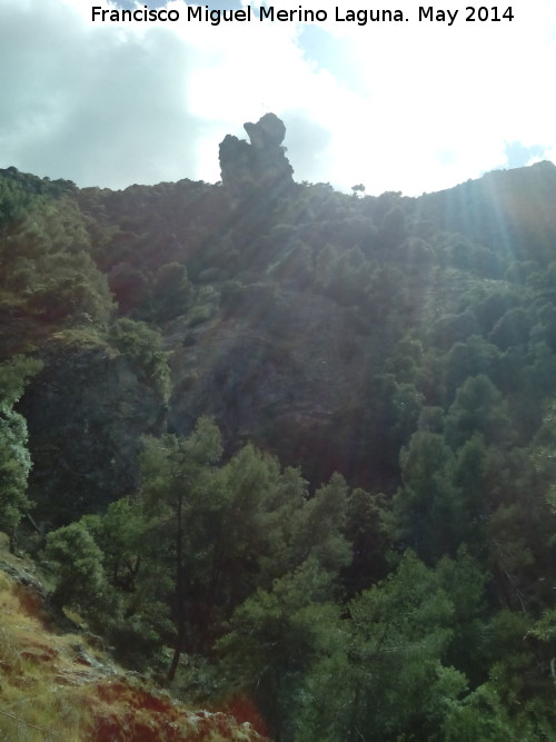 Cerro Cagasebo - Cerro Cagasebo. Formación rocosa al Este