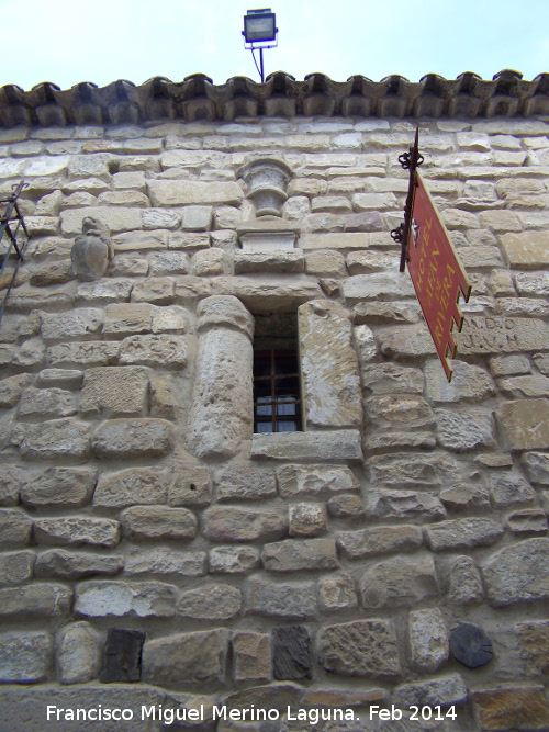 Casa de la Calle Afán de Rivera nº 4 - Casa de la Calle Afán de Rivera nº 4. Restos arqueológicos empotrados en la fachada