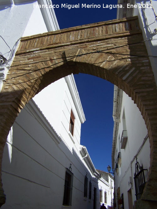 Judería de Arjona - Judería de Arjona. Arco de ladrillo