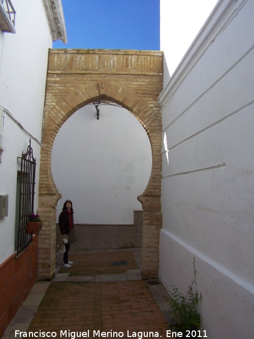Judería de Arjona - Judería de Arjona. Parte trasera del arco de ladrillo