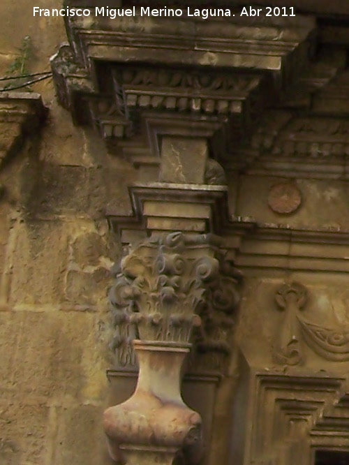 Palacio de los Cepeda - Palacio de los Cepeda. Capitel