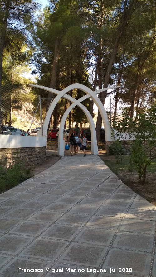 Balneario de Alicún de las Torres - Balneario de Alicún de las Torres. Puerta de acceso
