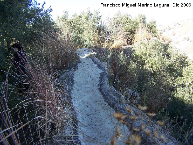 Acueducto del Toril - Acueducto del Toril. Acequia cerca de la terminación del acueducto