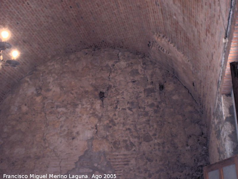 Castillo de Alcalá del Jucar - Castillo de Alcalá del Jucar. Bóveda de la Torre del Homenaje