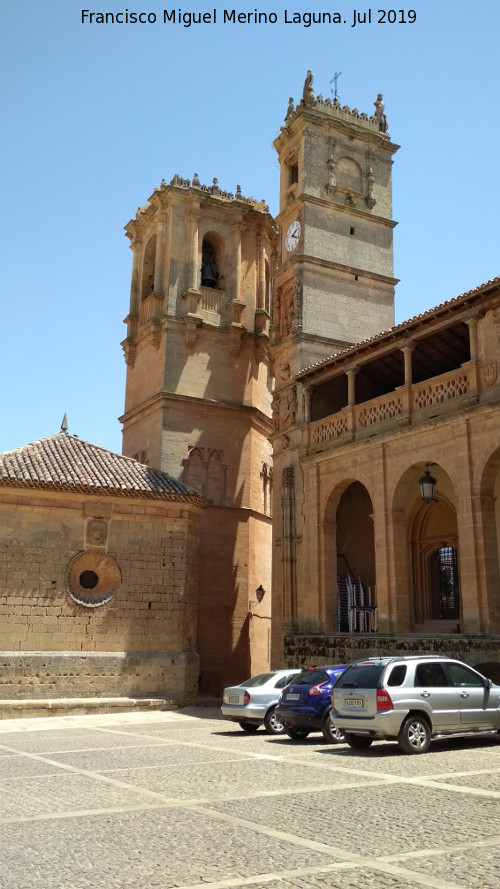 Torre del Tardón - Torre del Tardón. Junto a la Iglesia de la Trinidad