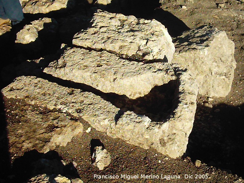 Yacimiento arqueológico Ronda la Vieja - Yacimiento arqueológico Ronda la Vieja. 