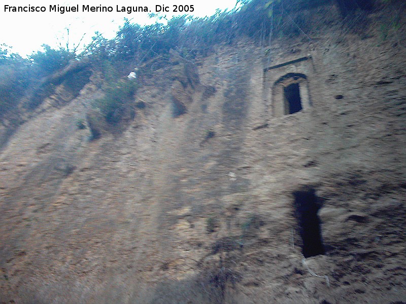 Mina árabe del Rey Moro - Mina árabe del Rey Moro. Ventanas en el Tajo