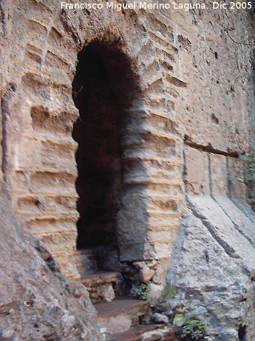 Mina árabe del Rey Moro - Mina árabe del Rey Moro. Puerta de salida al río